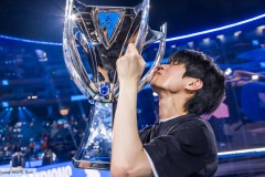 诸葛亮三大心理战术：草船借箭的空城计与七擒孟获的深层谋略